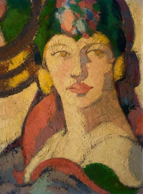 Painting. The head and shoulders of a woman with pale, yellow-toned skin and pale peach cheeks fill this vertical portrait. Her shoulders are angled to our left, but she turns to look off to our right with gold-coloured eyes. She wears large gold earrings, a head piece, and a low-cut dress that undulates at the shoulders. The texture of the brushstrokes is visible throughout.